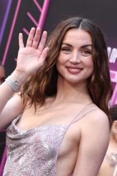 Ana de Armas Louis Vuitton Ballerina Premiere 2025