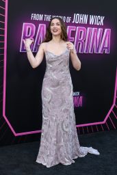 Ana de Armas Louis Vuitton Ballerina Premiere 2025