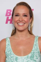 Anna Camp Commands "Bride Hard" Premiere