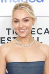 AnnaSophia Robb Debuts Chic Denim at Tribeca Premiere