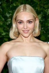 AnnaSophia Robb Gotham TV Awards 2025 Look Breakdown
