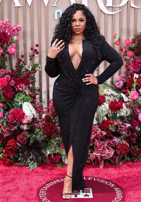 Ashanti Unveils Daring Glamour at BET Awards