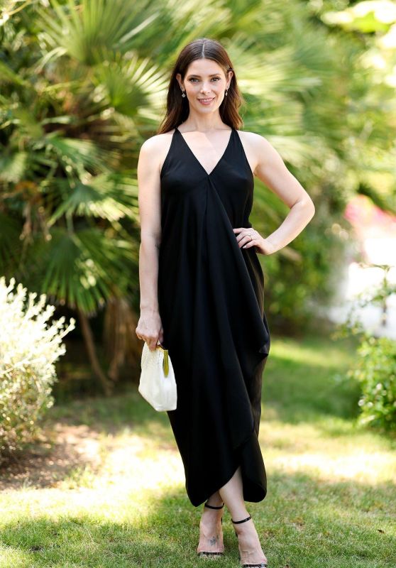 Ashley Greene Gleams at Filming Italy 2025 Photocall