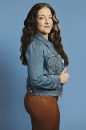 Ashley McBryde Commands 2025 CMA Fest Promos