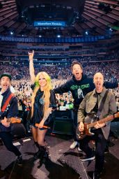 Avril Lavigne NYLON Magazine Concert Diary: 06.2025