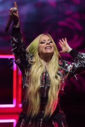 Avril Lavigne Rocks Greatest Hits Tour in Syracuse - 05/28/2025