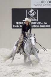 Bella Hadid Practices for Horse Cutting Championship