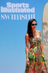 Bethenny Frankel visits Sports Illustrated Swimsuit Beach Club