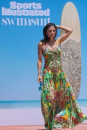 Bethenny Frankel visits Sports Illustrated Swimsuit Beach Club