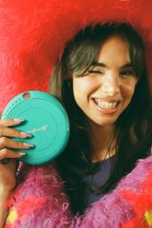 Bodine Koehler Channels Retro Whimsy for "Me Duele" Music Video