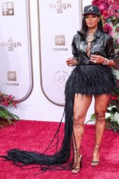 Ciara Unveils Avant-Garde Edge at BET Awards
