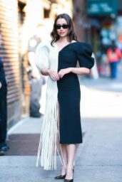 Cristin Milioti's Monochrome Statement at Colbert