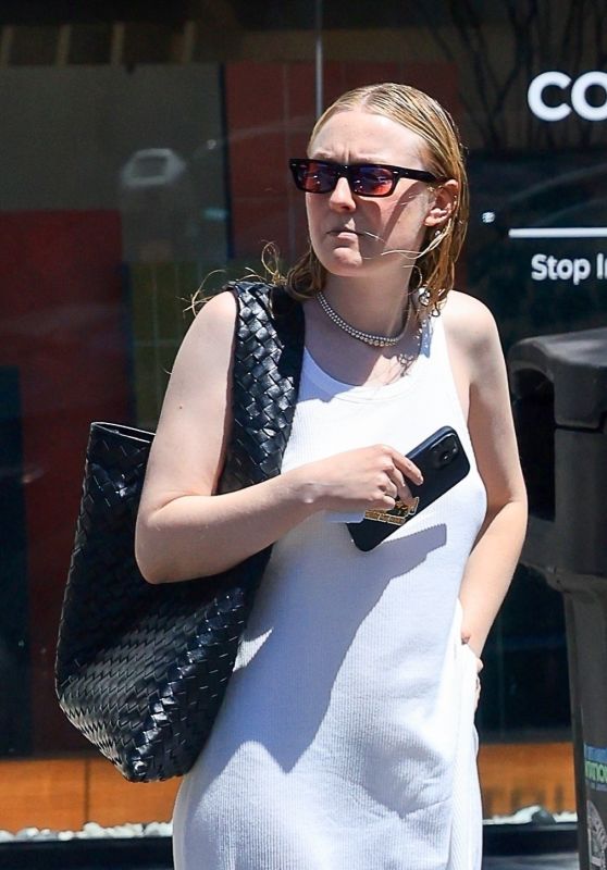 Dakota Fanning