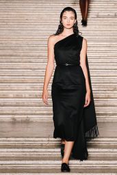 Deva Cassel Unveils Sleek Silhouettes at Max Mara Resort 2026