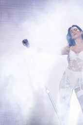 Dua Lipa Ignites Amsterdam Radical Optimism Tour: 06.04.2025