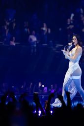 Dua Lipa Ignites Amsterdam Radical Optimism Tour: 06.04.2025