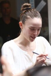 Ella Beatty greets fans, signs autographs in New York