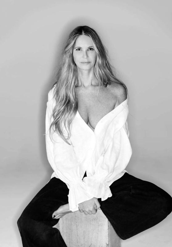 Elle Macpherson Unveils Ageless Allure for Maxim Summer 2025