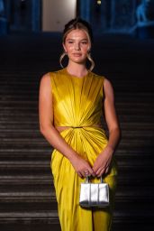 Ellie Thumann Illuminates Max Mara Cruise Show in Radiant Yellow