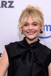 Emily Alyn Lind Unveils Chic Bow Statement at Women in Entertainment Summit