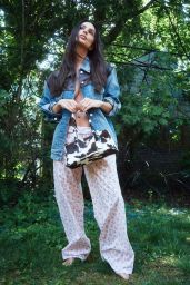 Emily Ratajkowski Unveils Summer Ease for Elle UK