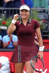 Emma Raducanu Dominates HSBC Championship First Round