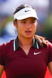 Emma Raducanu Dominates HSBC Championship First Round