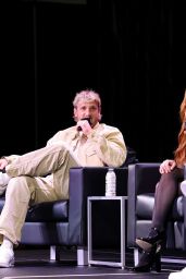 Emma Roberts Debuts Red Hair at Fanatics Fest NYC 2025