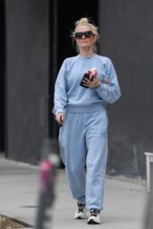 Erika Jayne exits Los Angeles gym 05 28 2025