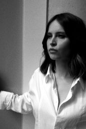 Felicity Jones: A Study in Refined Minimalism, June 2025