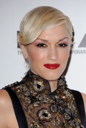 Gwen Stefani Unveils Art Deco Glamour at MOCA Happening