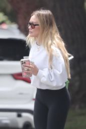 Hilary Duff Rocks Athleisure Los Angeles 06.04.2025