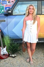 Isabelle Graff Channels Effortless Chic at alice + olivia x Ford Bronco Launch