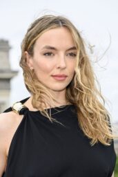 Jodie Comer Dazzles at '28 Years Later' Paris Photocall