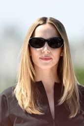 Jodie Comer Debuts Sleek All-Black at London