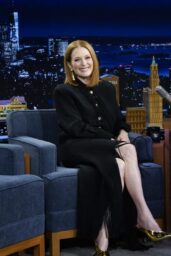 Julianne Moore's Polished Edge on 'Fallon'