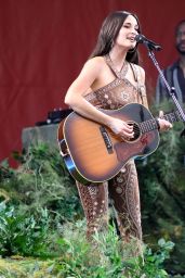 Kacey Musgraves Unveils Psychedelic Western