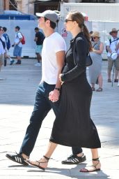 Karlie Kloss Strolls Venice in Chic Monochrome
