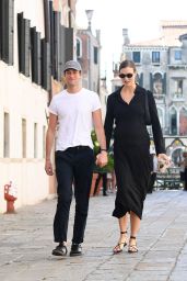Karlie Kloss Strolls Venice in Chic Monochrome