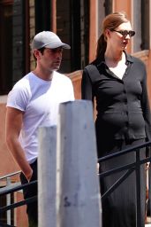 Karlie Kloss Strolls Venice in Chic Monochrome