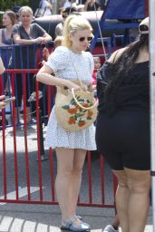 Kate Mara Visits Studio City Farmers Market 06.01.2025