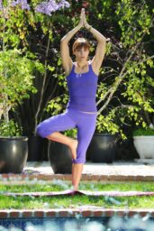 Katharine McPhee Strikes a Pose in Beverly Hills Yoga