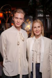Kelly Rutherford Commands Chic at Kenzo Paris Show