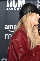 Kelsea Ballerini Commands Media Row at ACM Awards 2025