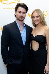 Kelsea Ballerini Supports Parkinson