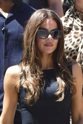 Khloé Kardashian Commands Quiet Chic in Venice
