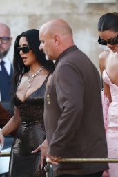 Kim Kardashian unveils vintage Versace at Bezos Wedding in Venice