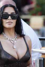 Kim Kardashian unveils vintage Versace at Bezos Wedding in Venice