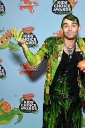 Kira Kosarin Ignites Mosaic Magic at Nickelodeon 2025 Kids