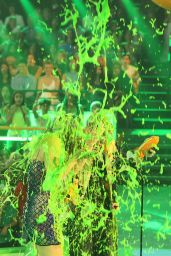 Kira Kosarin Ignites Mosaic Magic at Nickelodeon 2025 Kids